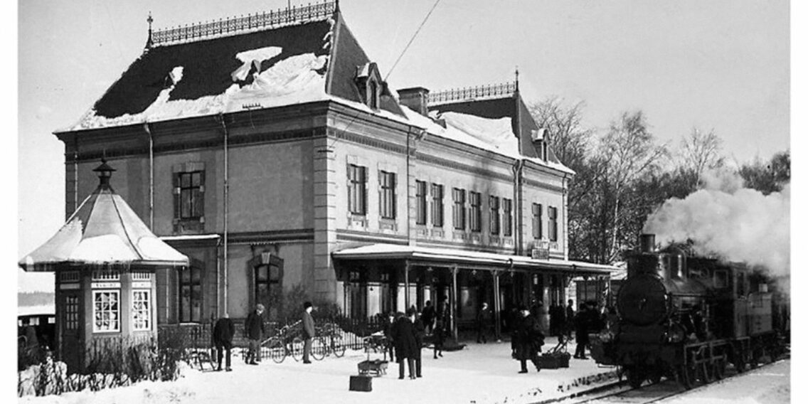 Stationshuset-gammal